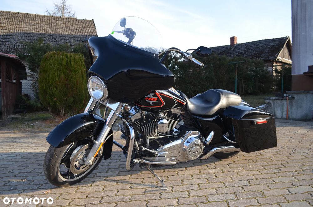 Harley-Davidson Touring Street Glide - 19