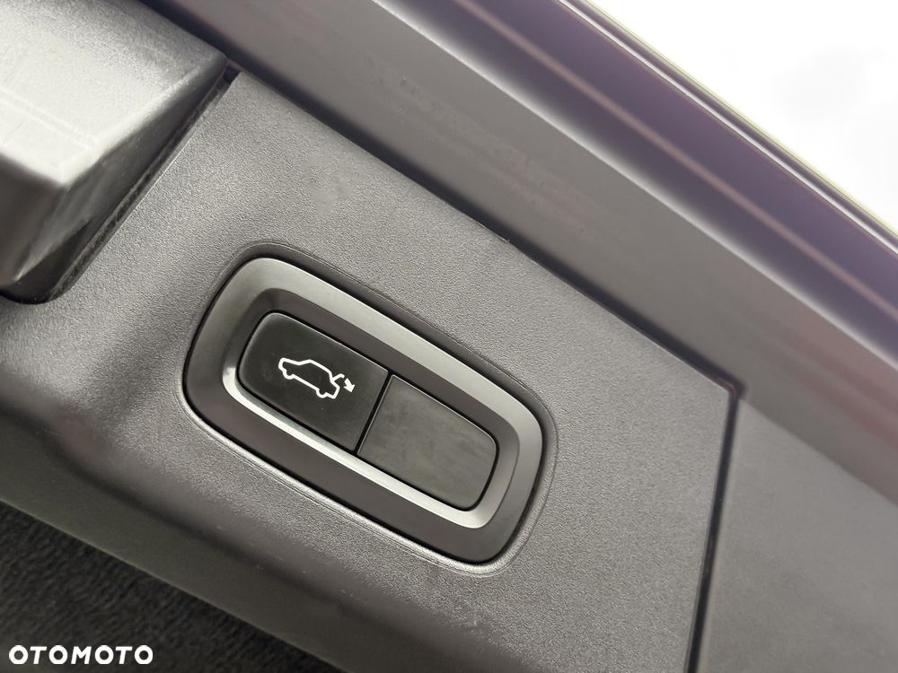 Volvo V90 D5 AWD Geartronic R Design - 15