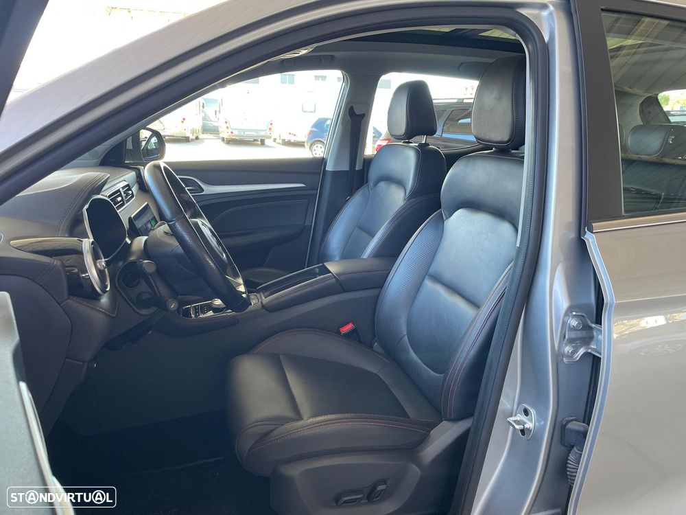 MG ZS EV 72.6 kWh Luxury - 13