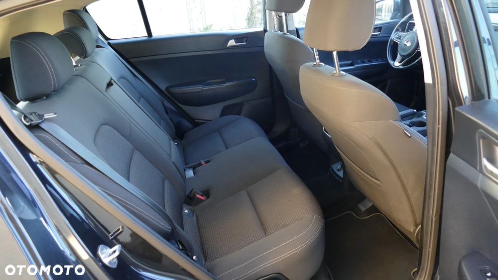 Kia Sportage 1.6 T-GDI 2WD VISION - 11