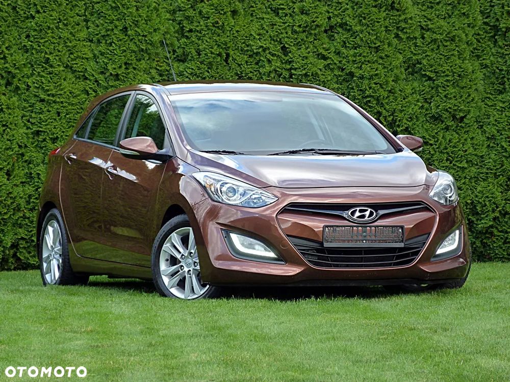 Hyundai i30 1.4 Fifa World Cup Edition - 9