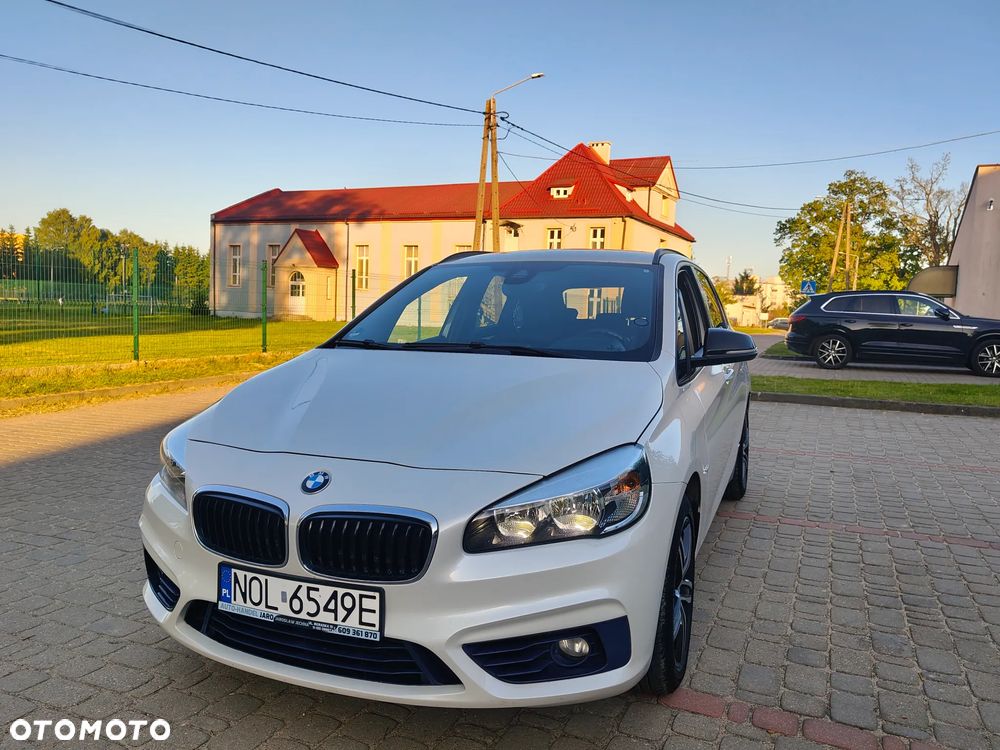 BMW Seria 2 218d Sport - 23