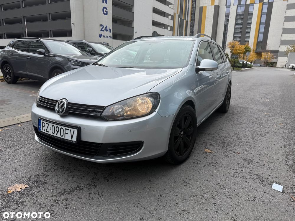 Volkswagen Golf 1.6 TDI DPF 4Motion Comfortline - 2