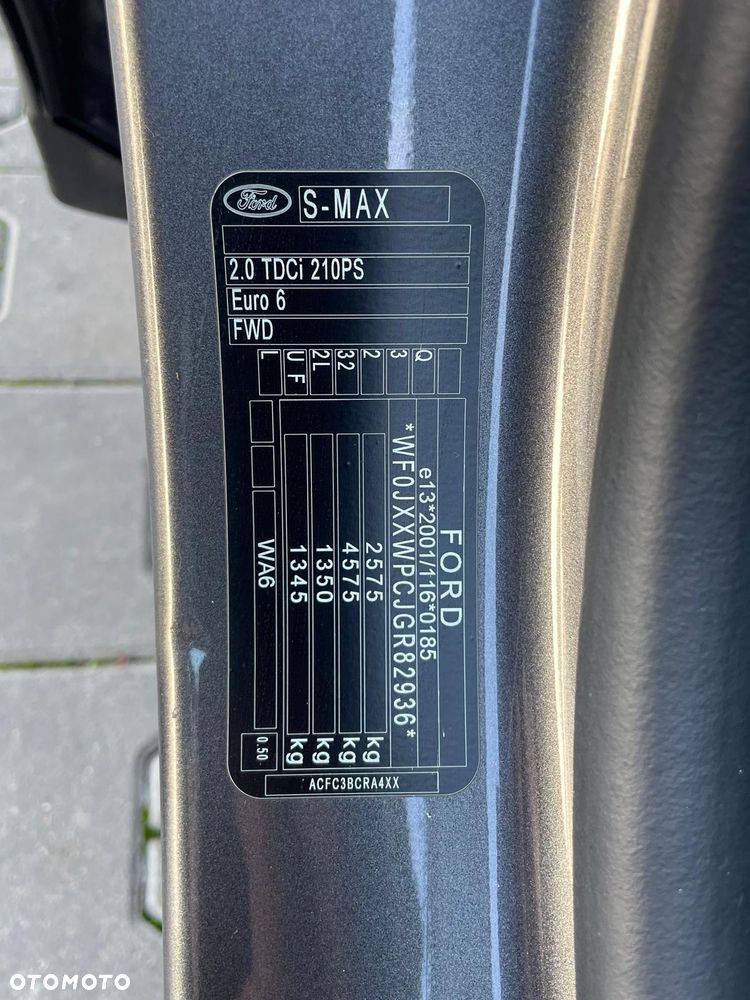 Ford S-Max 2.0 TDCi Bi-Turbo Titanium - 24