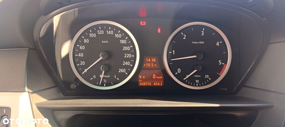 BMW Seria 5 - 16