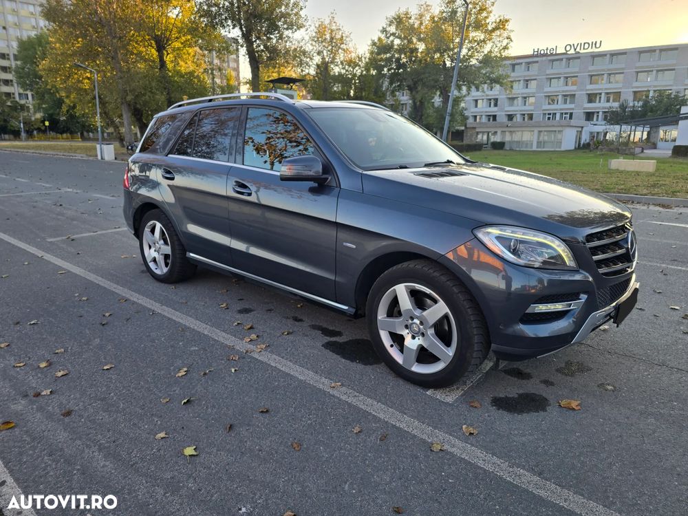 Mercedes-Benz ML 350 BlueTEC 4MATIC Aut - 2