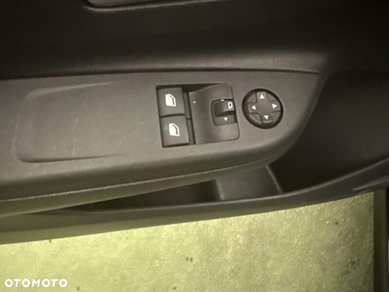 Opel Corsa - 12