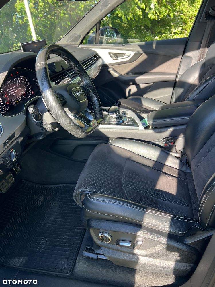 Audi Q7 - 5