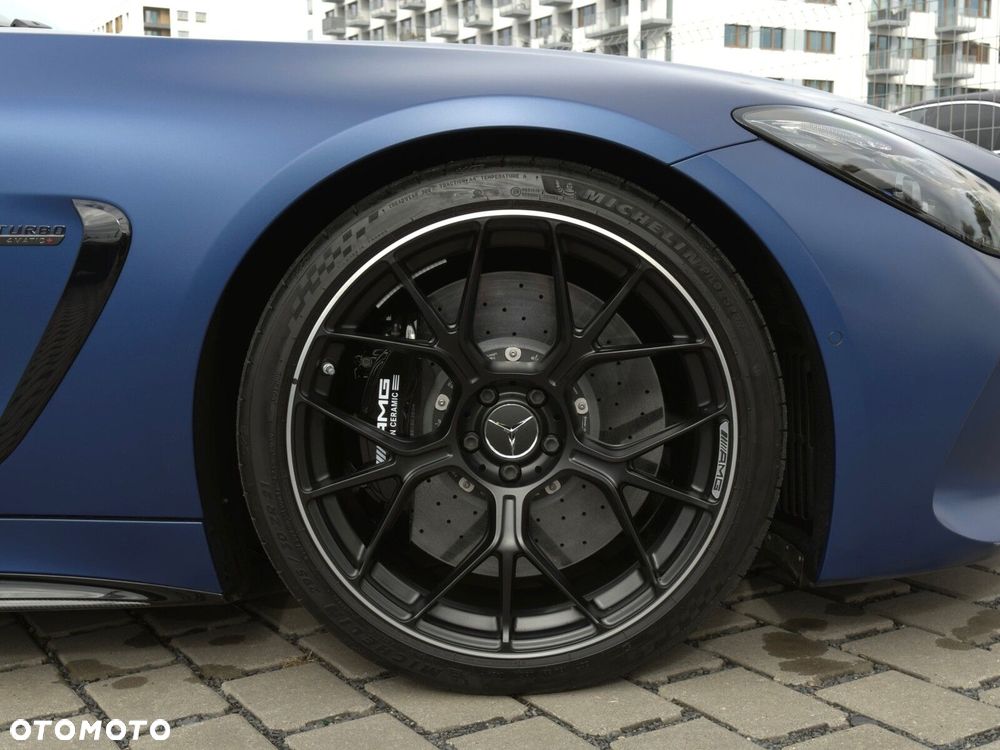 Mercedes-Benz AMG GT 63 4MATIC+ - 13