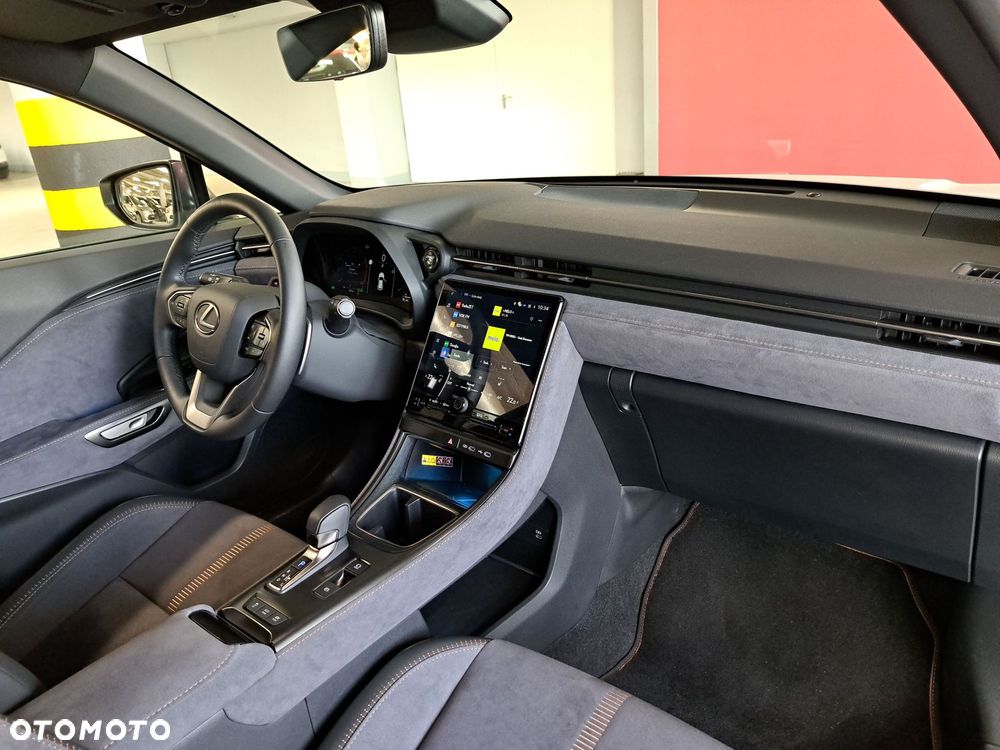 Lexus LBX 1.5 Hybrid Cool - 17