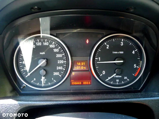 BMW X1 xDrive18d - 8