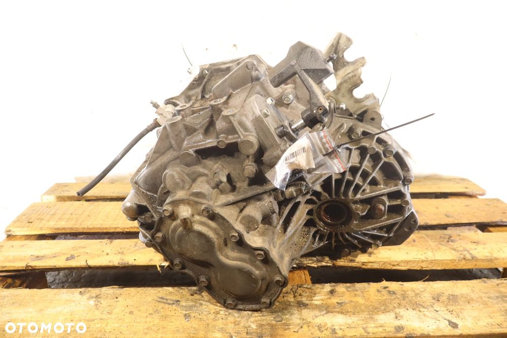 SKRZYNIA BIEGÓW 5 BIEGOWA OPEL ANTARA 2.4 MW4537 - 2