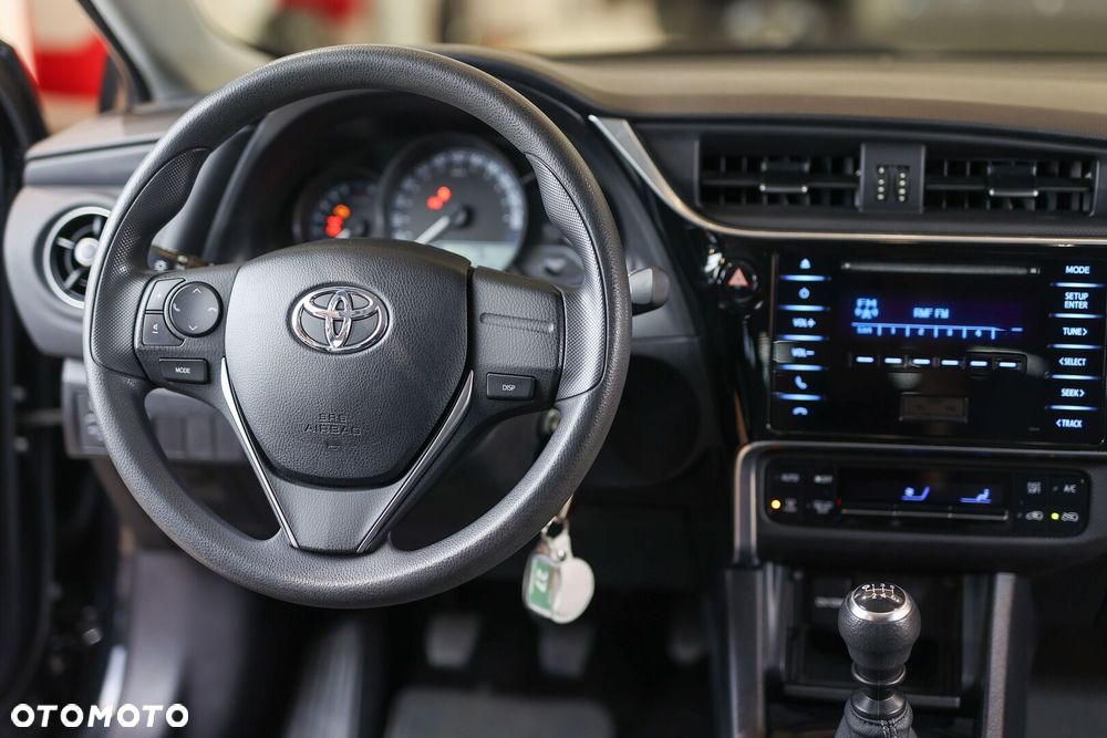 Toyota Auris - 37