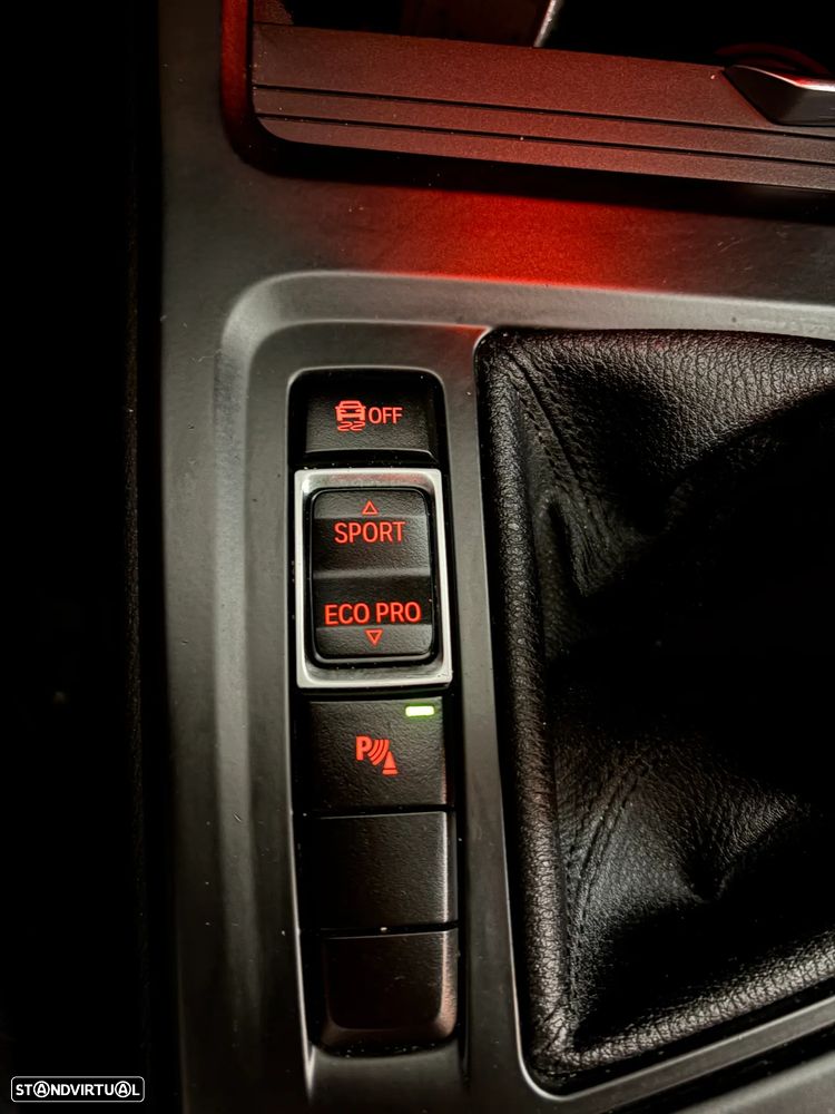 BMW X1 16 d sDrive Line Sport - 17