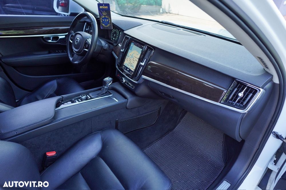 Volvo S90 T5 Momentum - 16