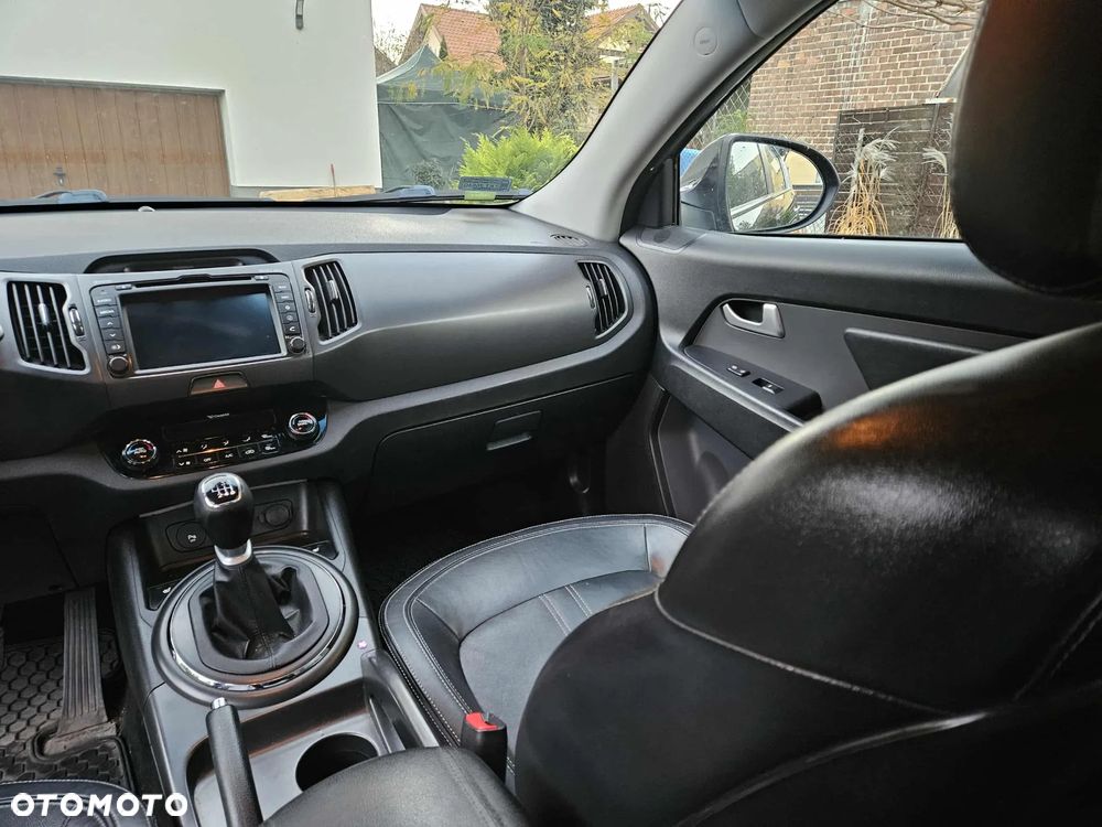 Kia Sportage 1.7 CRDI 2WD Attract - 14