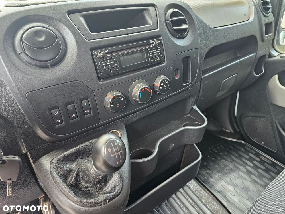 Nissan NV400 - 25