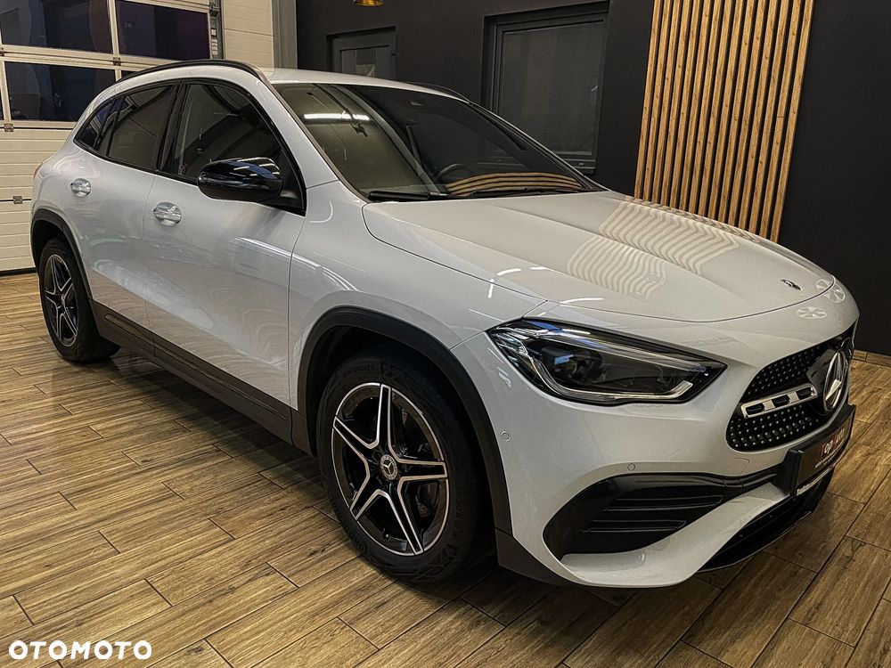 Mercedes-Benz GLA 250 AMG Line - 6