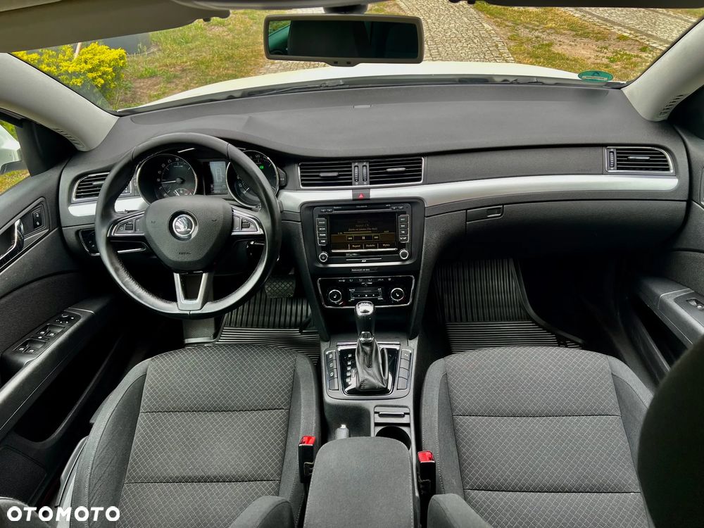 Skoda Superb 2.0 TDI DSG Ambition - 9