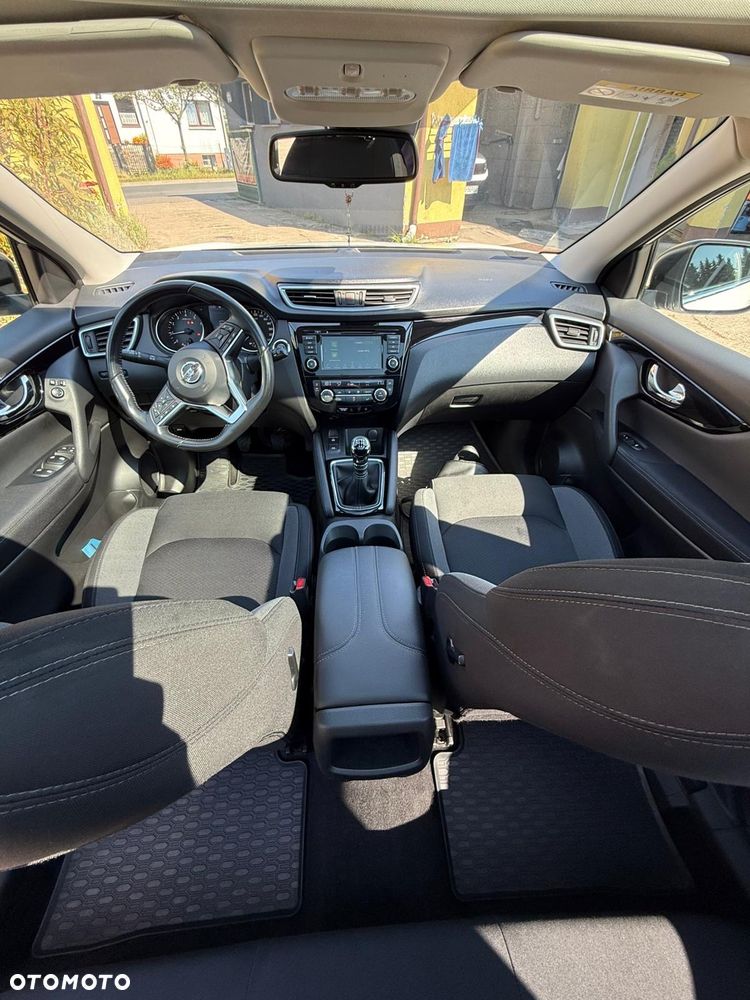 Nissan Qashqai 1.3 DIG-T Visia - 32