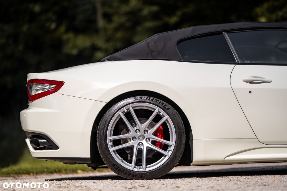 Maserati GranCabrio Sport - 7