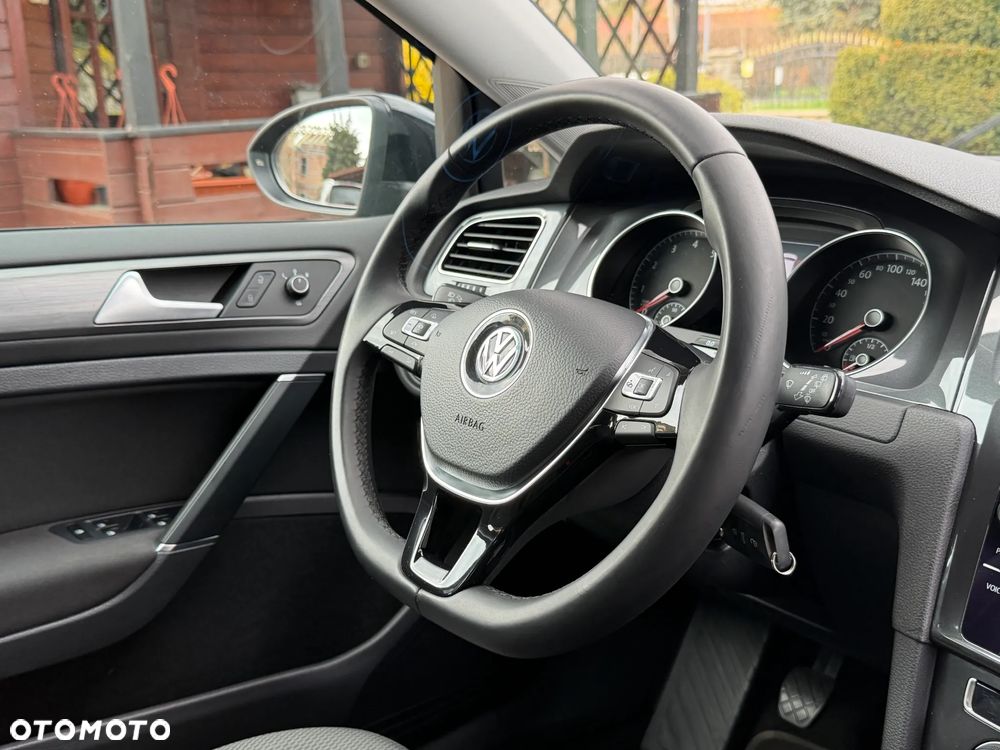 Volkswagen Golf 1.5 TSI BlueMotion ACT Comfortline - 25