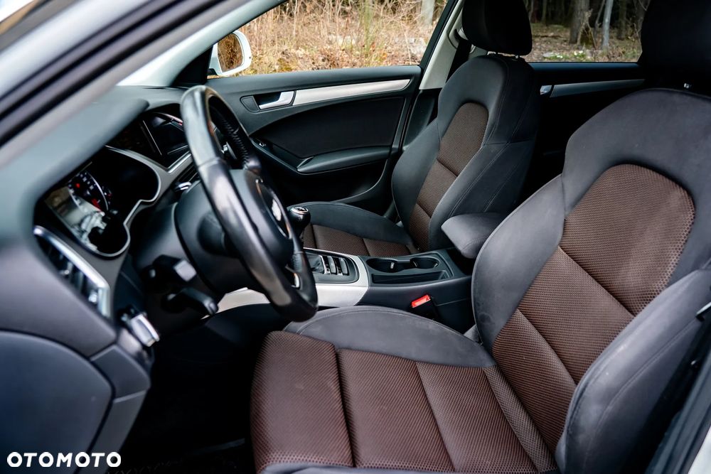 Audi A4 Allroad 2.0 TDI Quattro - 38