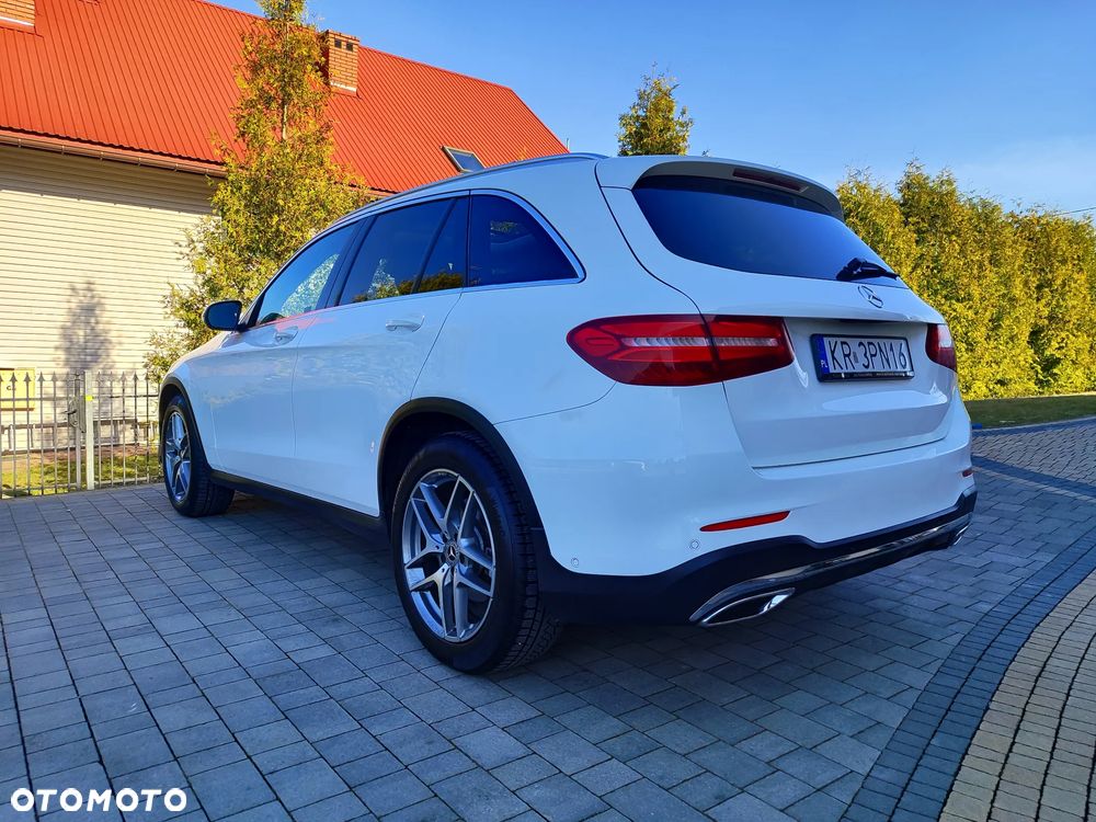 Mercedes-Benz GLC - 1