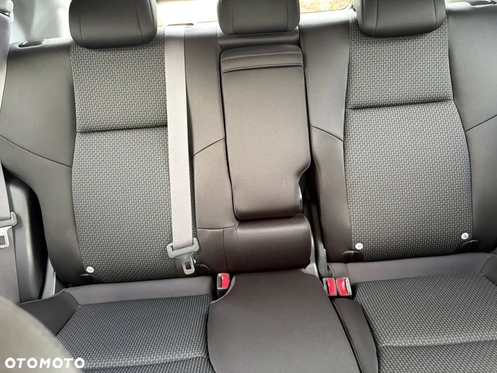 Honda Civic 1.8 Lifestyle (Honda Connect+) - 17