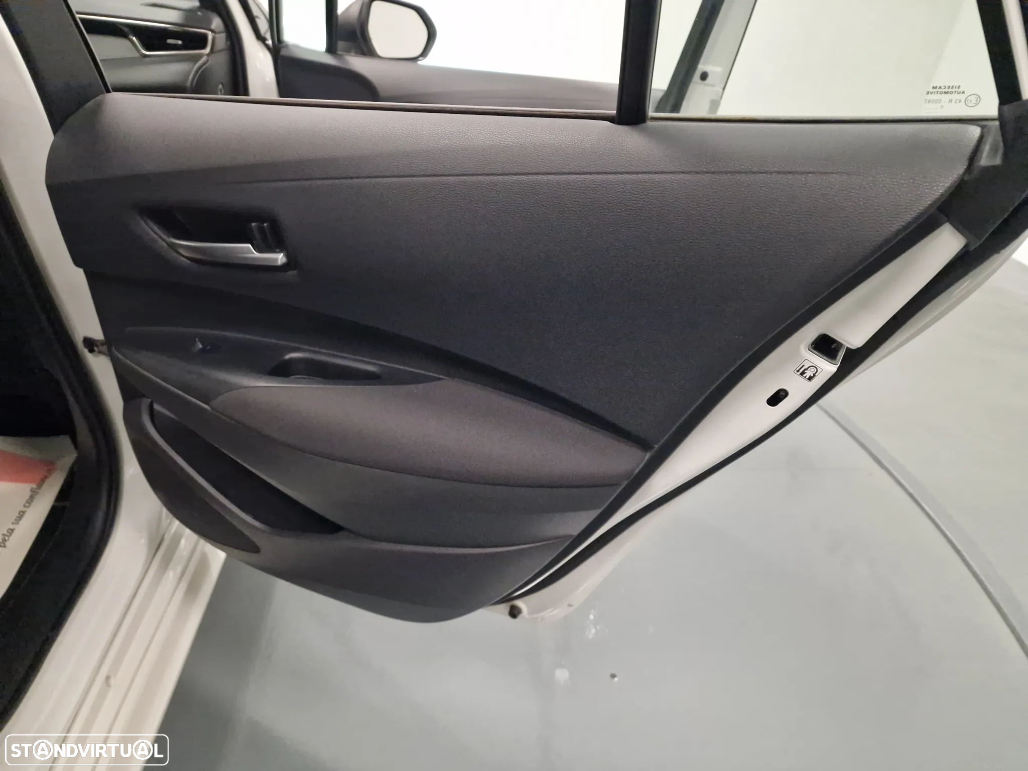 Toyota Corolla Touring Sports 1.8 Hybrid Comfort - 27