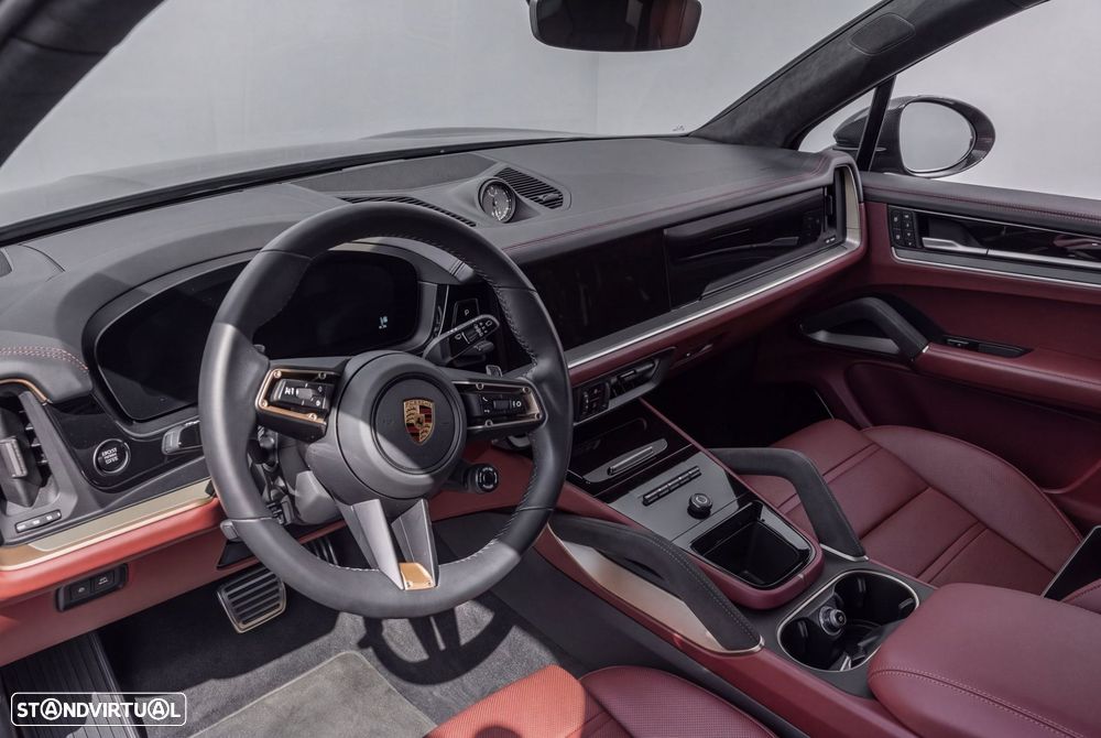 Porsche Cayenne Turbo E-Hybrid Tiptronic S - 11