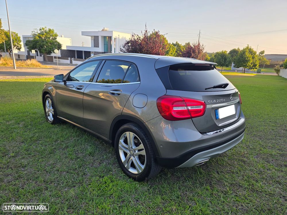 Mercedes-Benz GLA 220 d Urban - 10