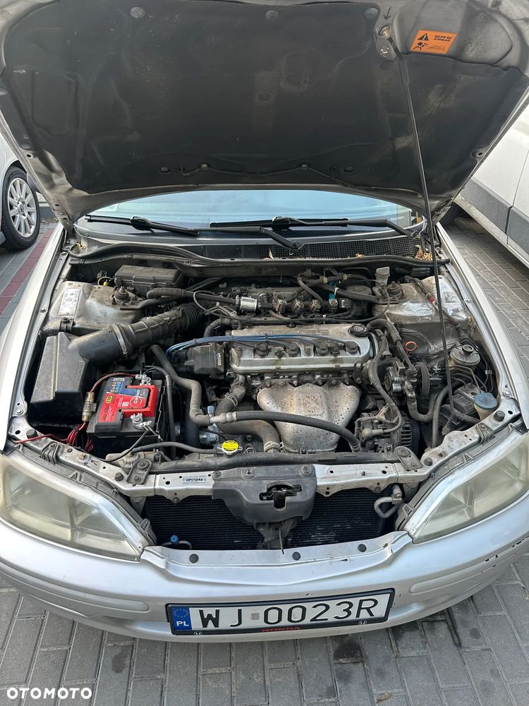 Honda Accord 1.8i S - 8