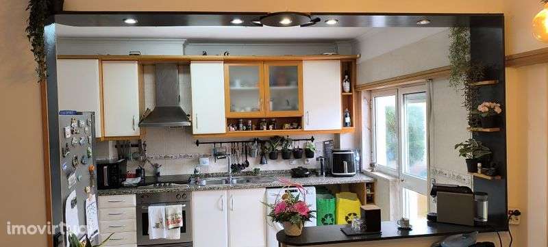 Vendo Apartamento duplex T2 +4 - Grande imagem: 2/7