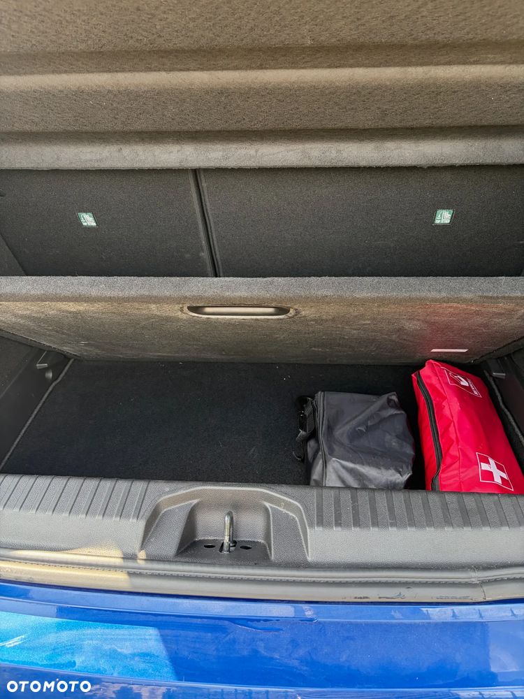 Renault Clio - 25