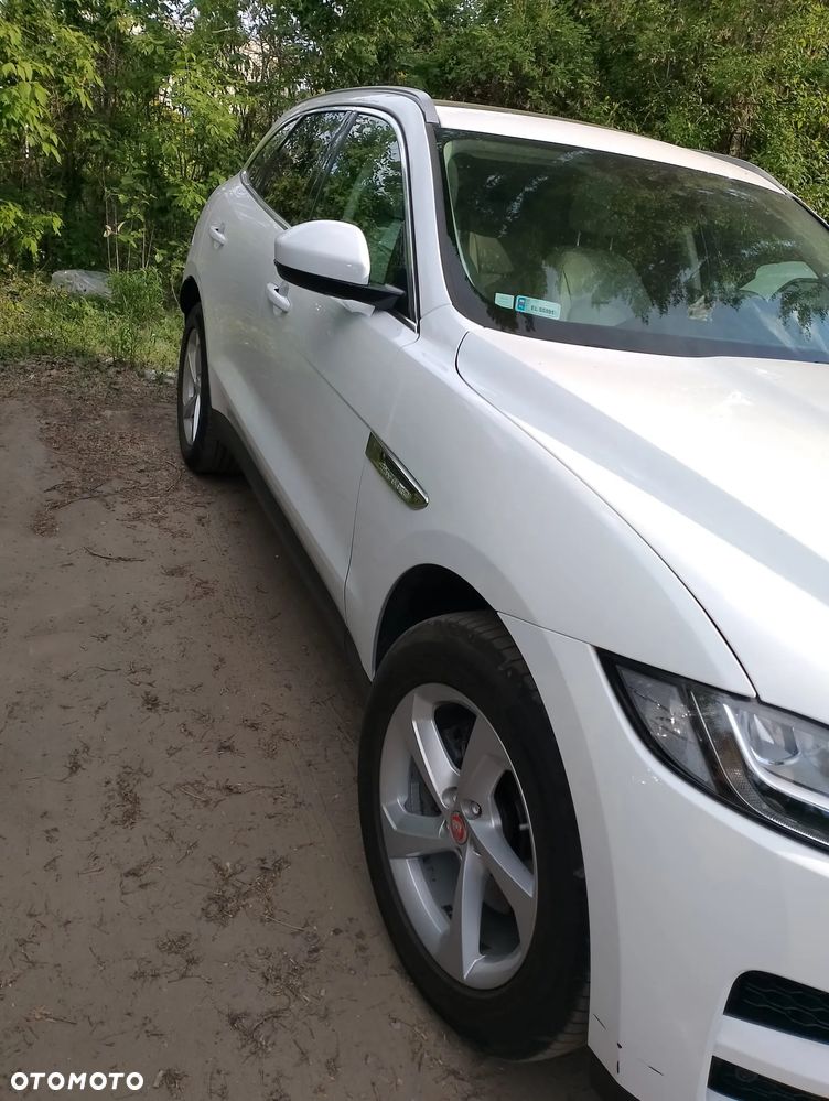 Jaguar F-Pace 2.0 i4P AWD Prestige - 4