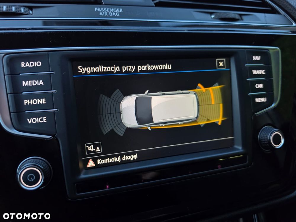 Volkswagen Touran - 21