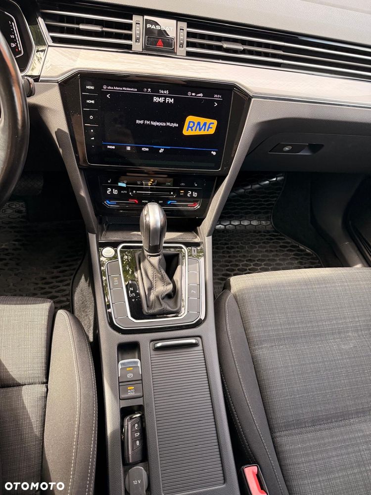 Volkswagen Passat 2.0 TDI EVO Business DSG - 19