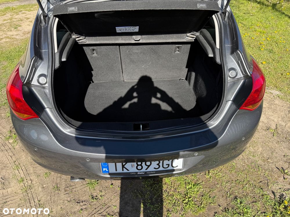 Opel Astra 1.4 Turbo - 11