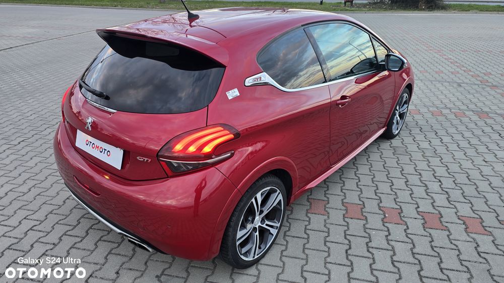 Peugeot 208 THP STOP & START GTi by Sport - 24