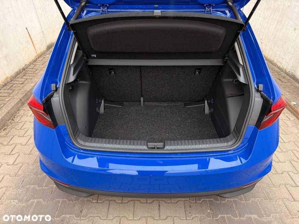 Skoda Fabia 1.0 Essence - 9
