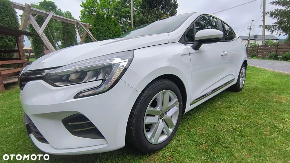 Renault Clio - 9