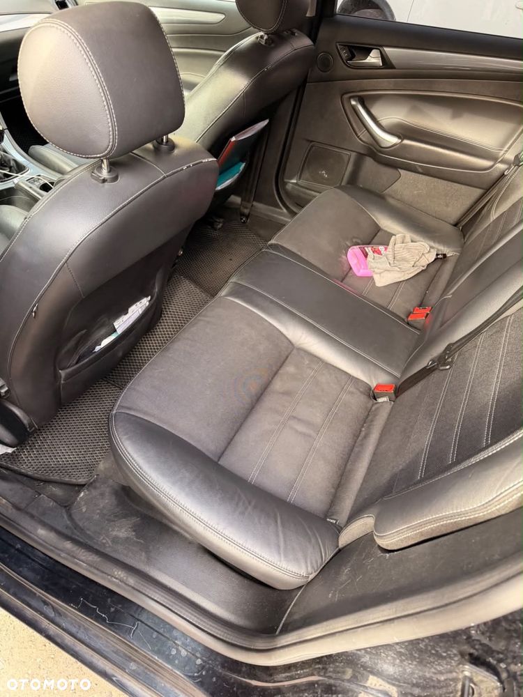 Ford Mondeo - 7