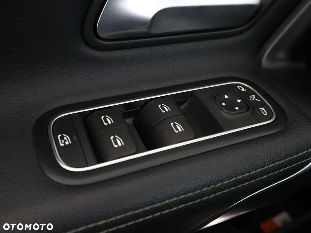 Mercedes-Benz CLA 200 d 8G-DCT Progressive - 37