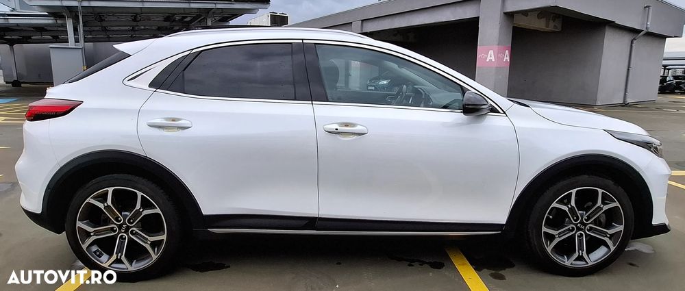 Kia XCeed 1.6 T-GDI OPF DCT7 PLATINUM EDITION - 3