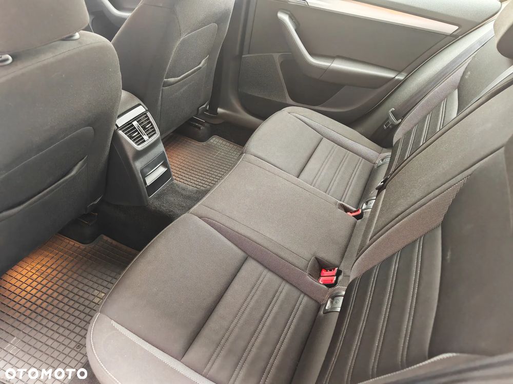 Skoda Octavia 1.6 TDI Business - 6
