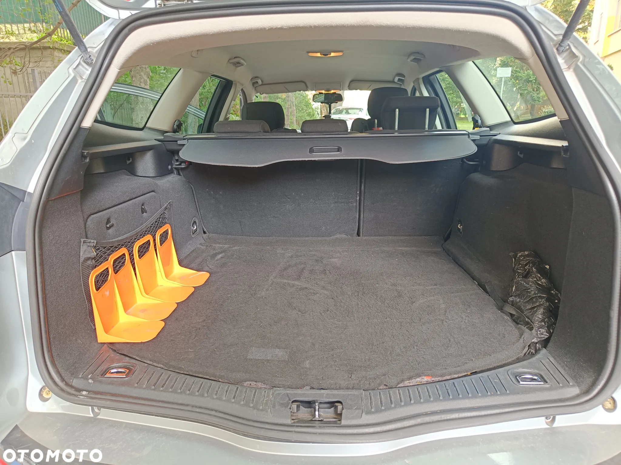 Ford Mondeo 2.3 Ghia - 15