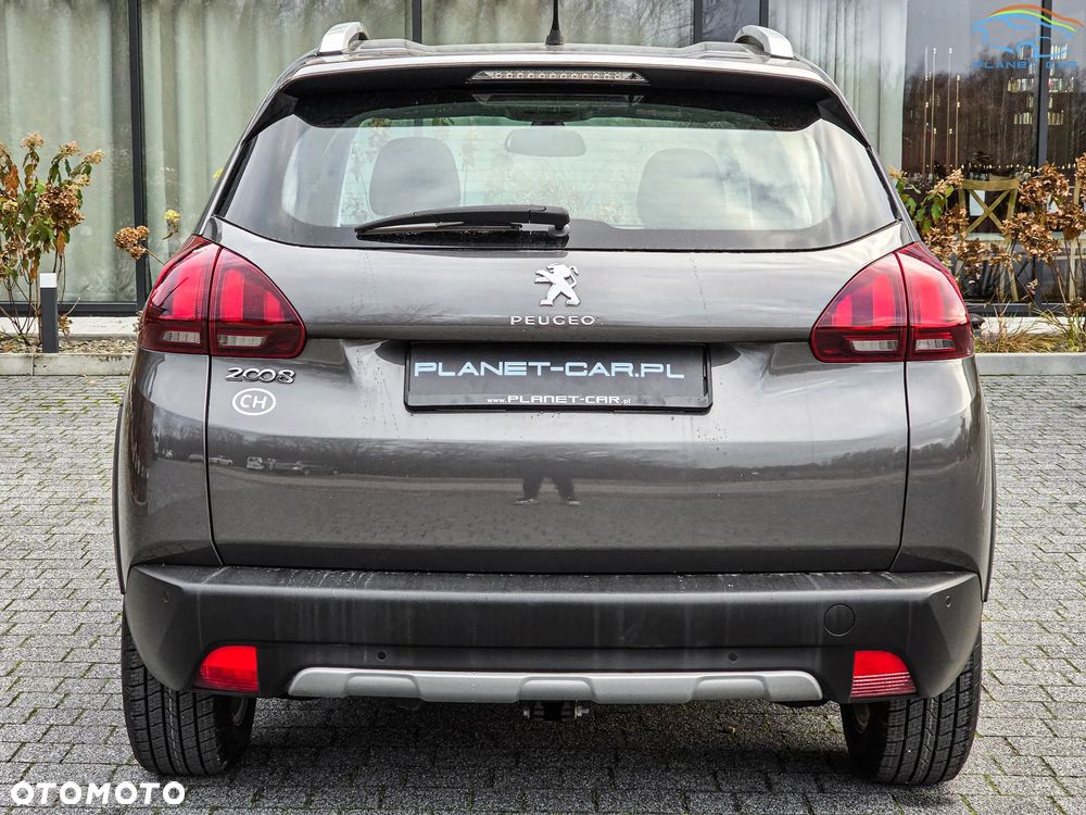 Peugeot 2008 - 11