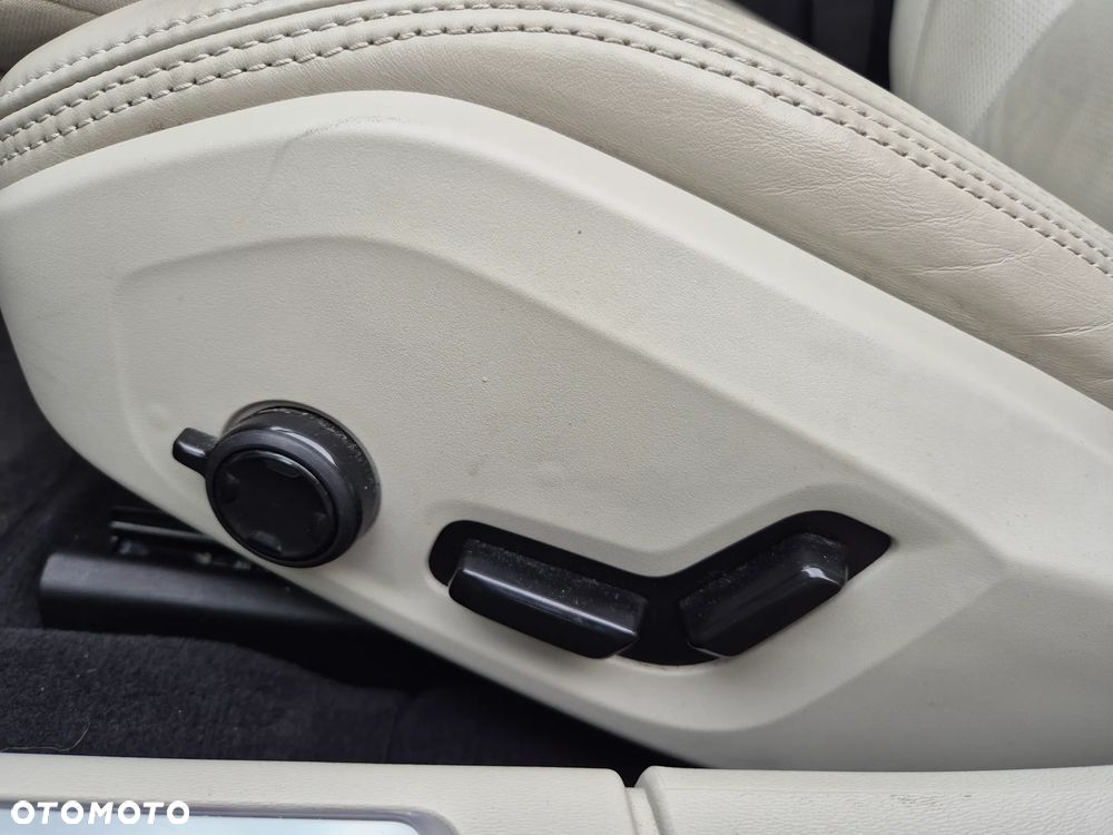 Volvo V90 D4 AWD Geartronic Inscription - 6