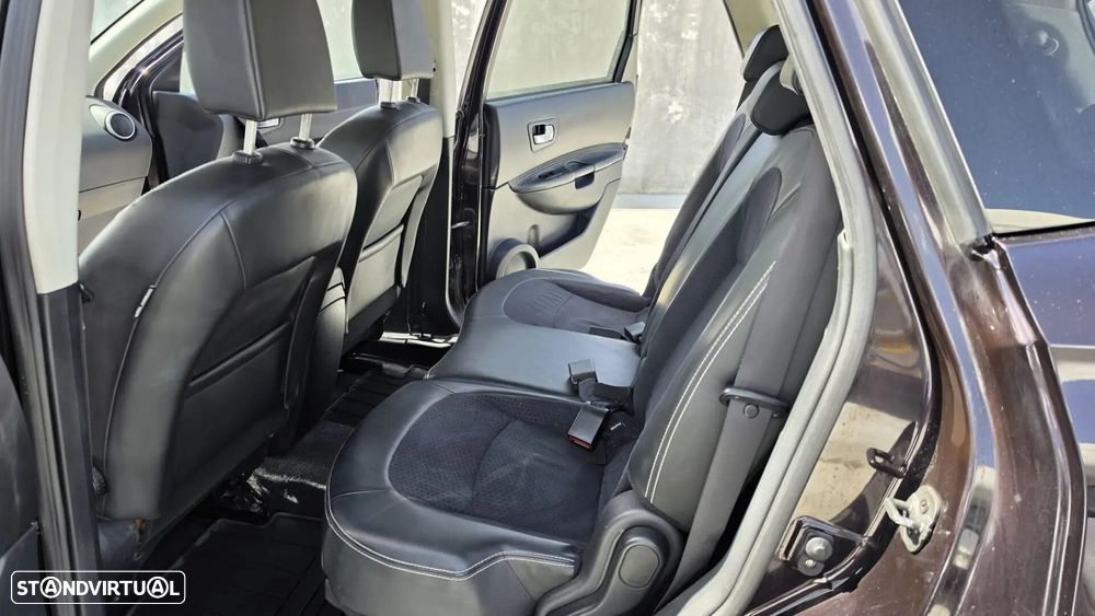 Nissan Qashqai +2 1.6 dCi Tekna Premium 18 360 S&S - 9